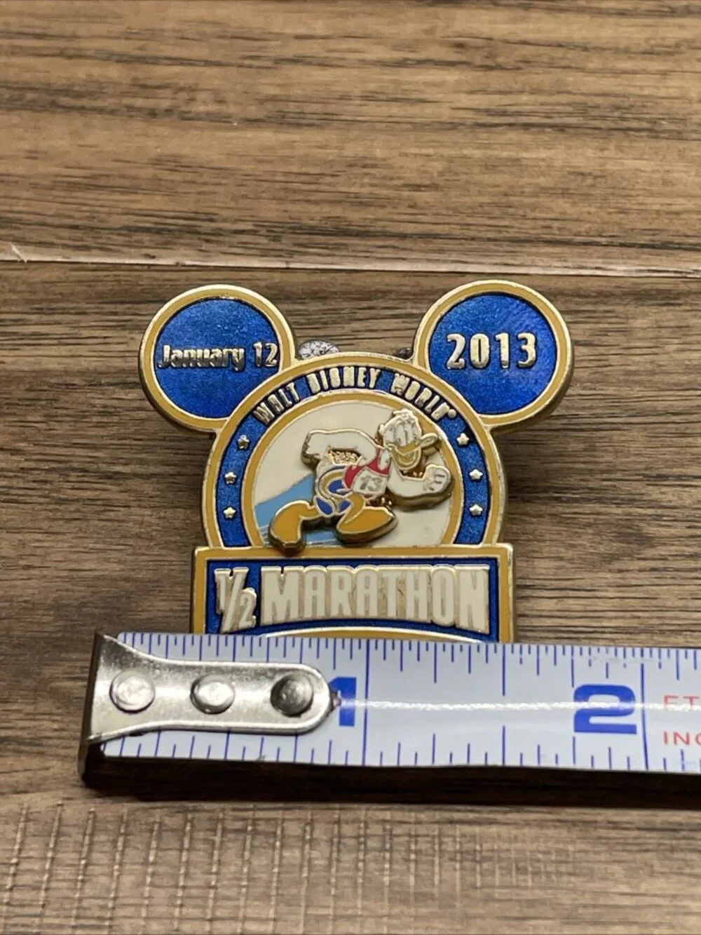 WDW - 2013 Half Marathon Logo - Donald Duck Disney Pin KG JD